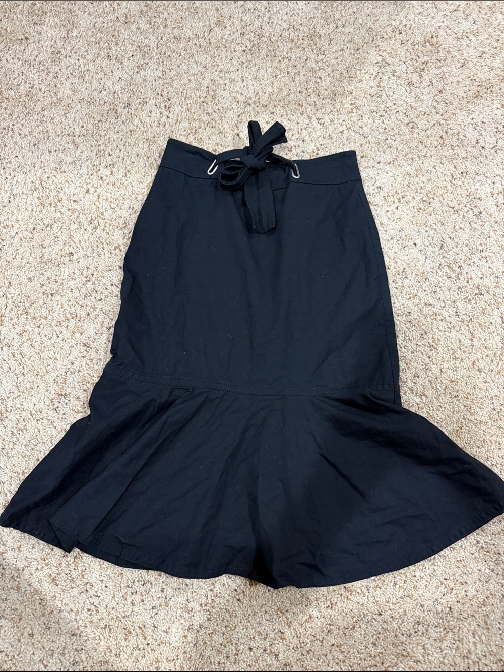Ann Taylor Black Sz 2 Flounce Skirt with Waist Tie GUC BA23